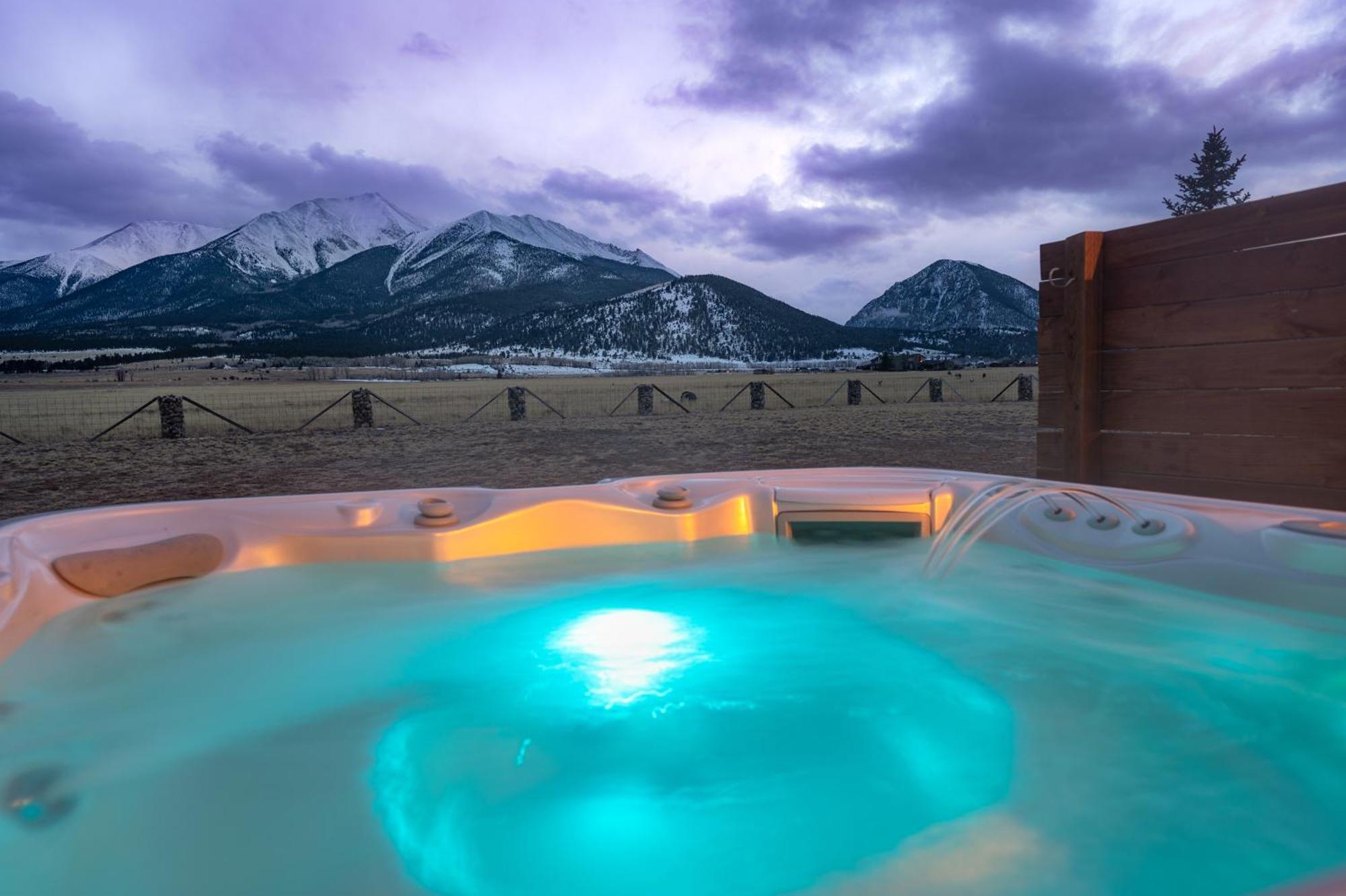 Buena Vista Mountain Retreat - Ultimate Privacy With Spa & Unbeatable Views 外观 照片